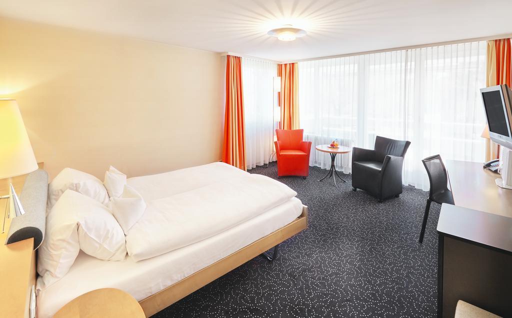 Hotel Eden Im Park Rheinfelden Exterior foto